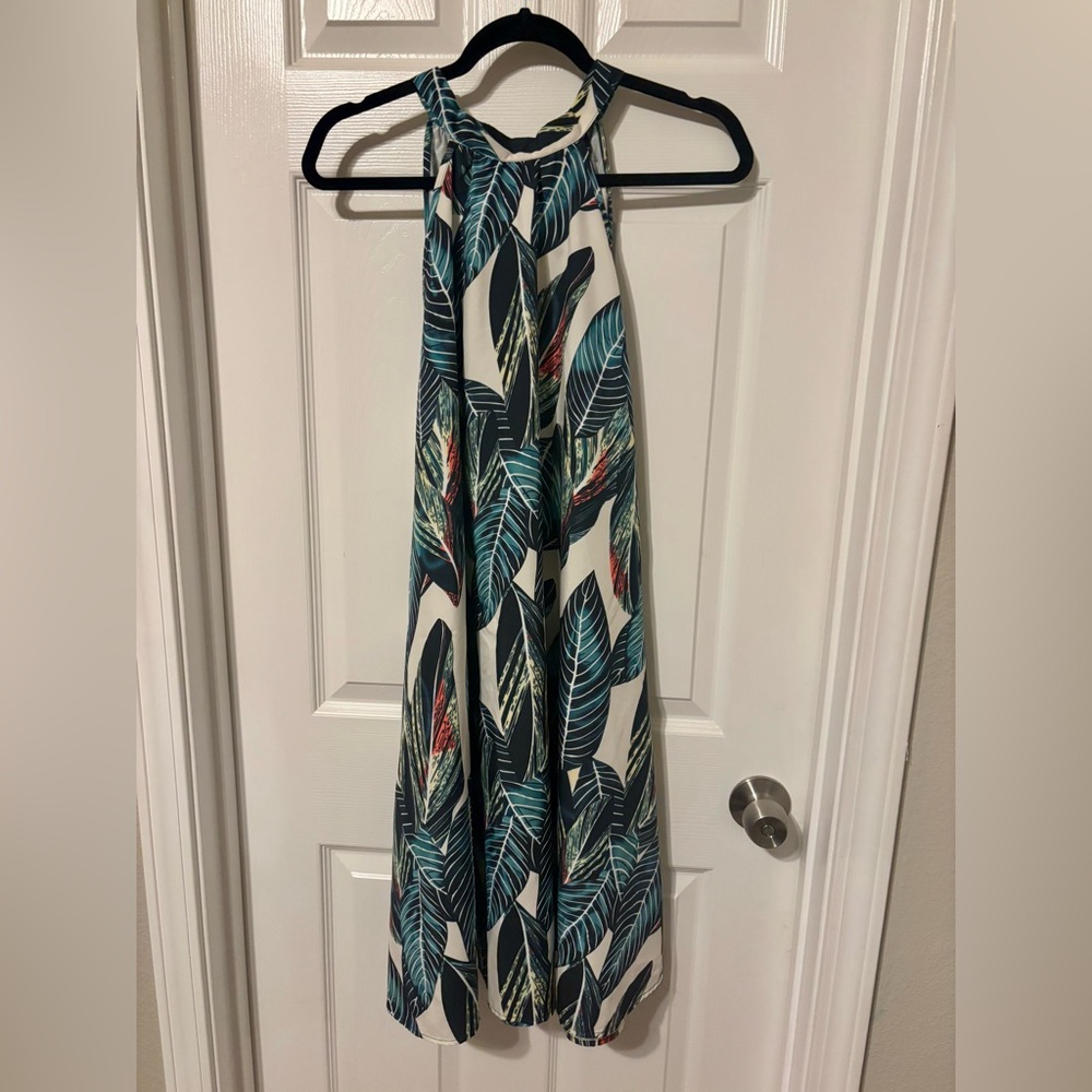 SHEIN Curve Leaf Print Halter Dress